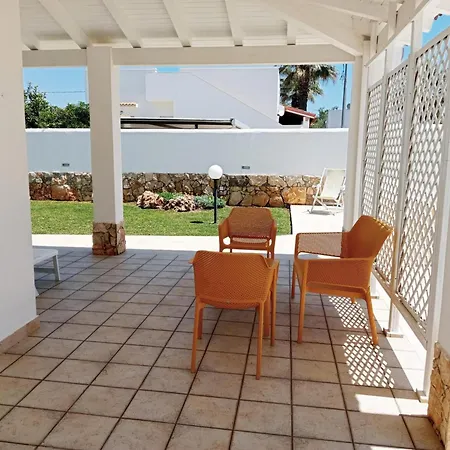 Semi-detached With Private Garden *