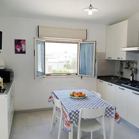 Semi-detached With Private Garden *