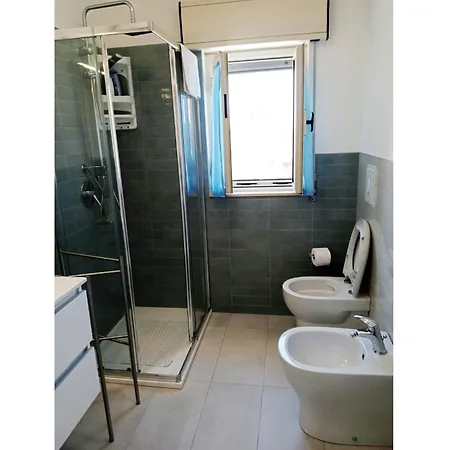 Semi-detached With Private Garden *