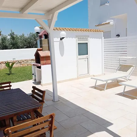 Semi-detached With Private Garden Рейтани